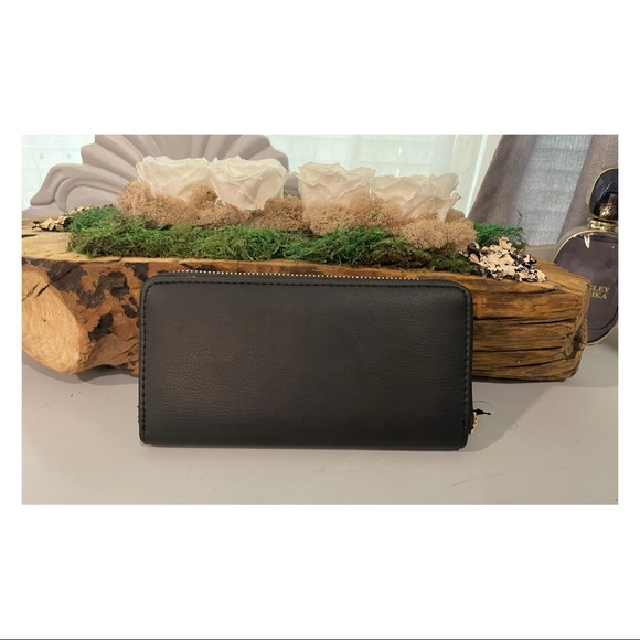 Badgley Mischka
Studded Zip-Around Wallet - Picture 3 of 8